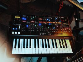 Behringer Odyssey 