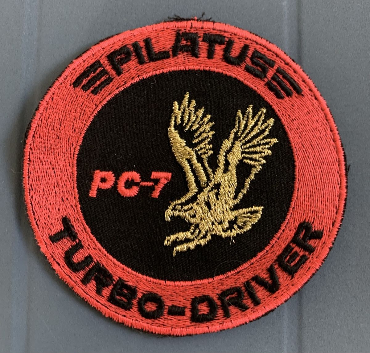 Placchette & Badge: Pilatus PC-7 Turbo Driver – Usato da Esslingen venduto da Gargamel011