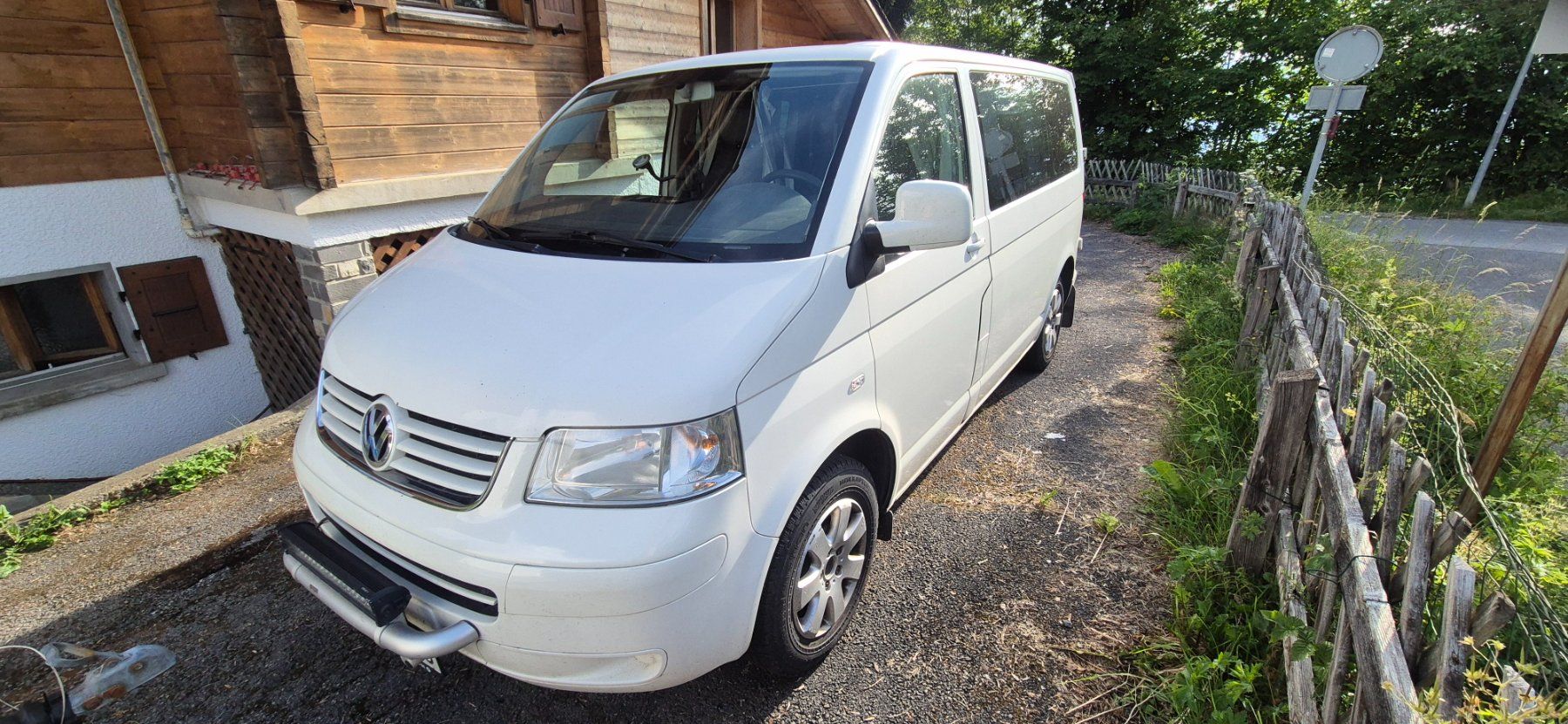 VW Veicoli commerciali: Transporter T5 2.5L 130ch. – Usato da Gryon venduto da dam_725s