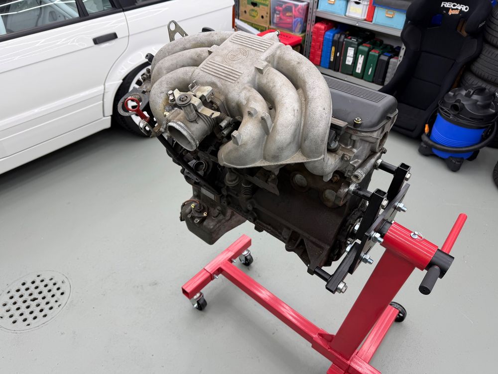 BMW 325i E30 M20B25 / 256K1 Motor (Gebraucht) in Frauenkappelen für CHF ...