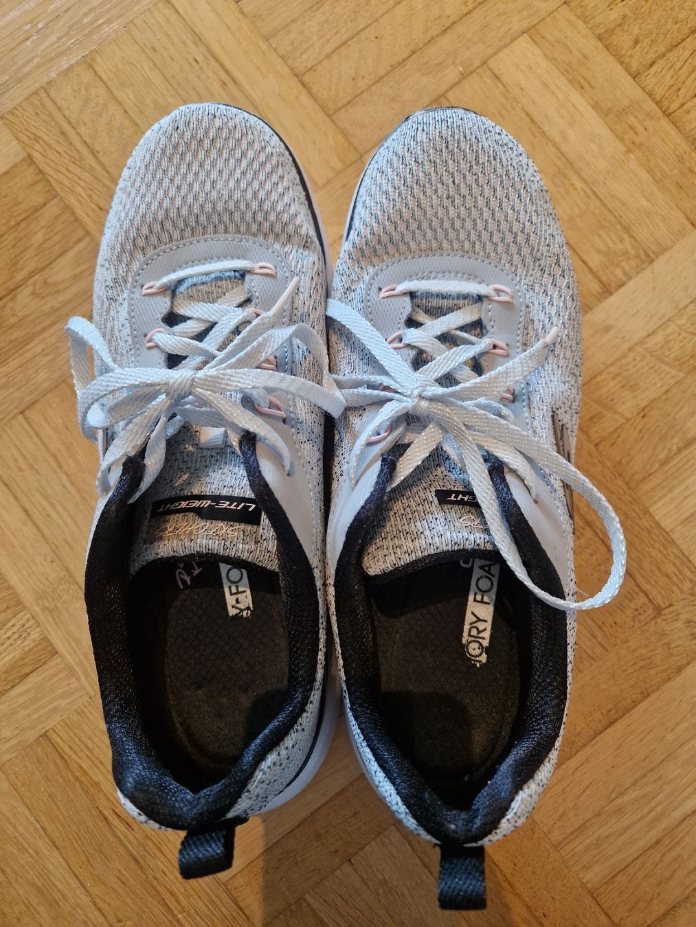Skechers Damenschuhe: Skechers Gr. 39 Grau/Rosa – Gebraucht aus Reinach BL von Tinkerbelly27 1