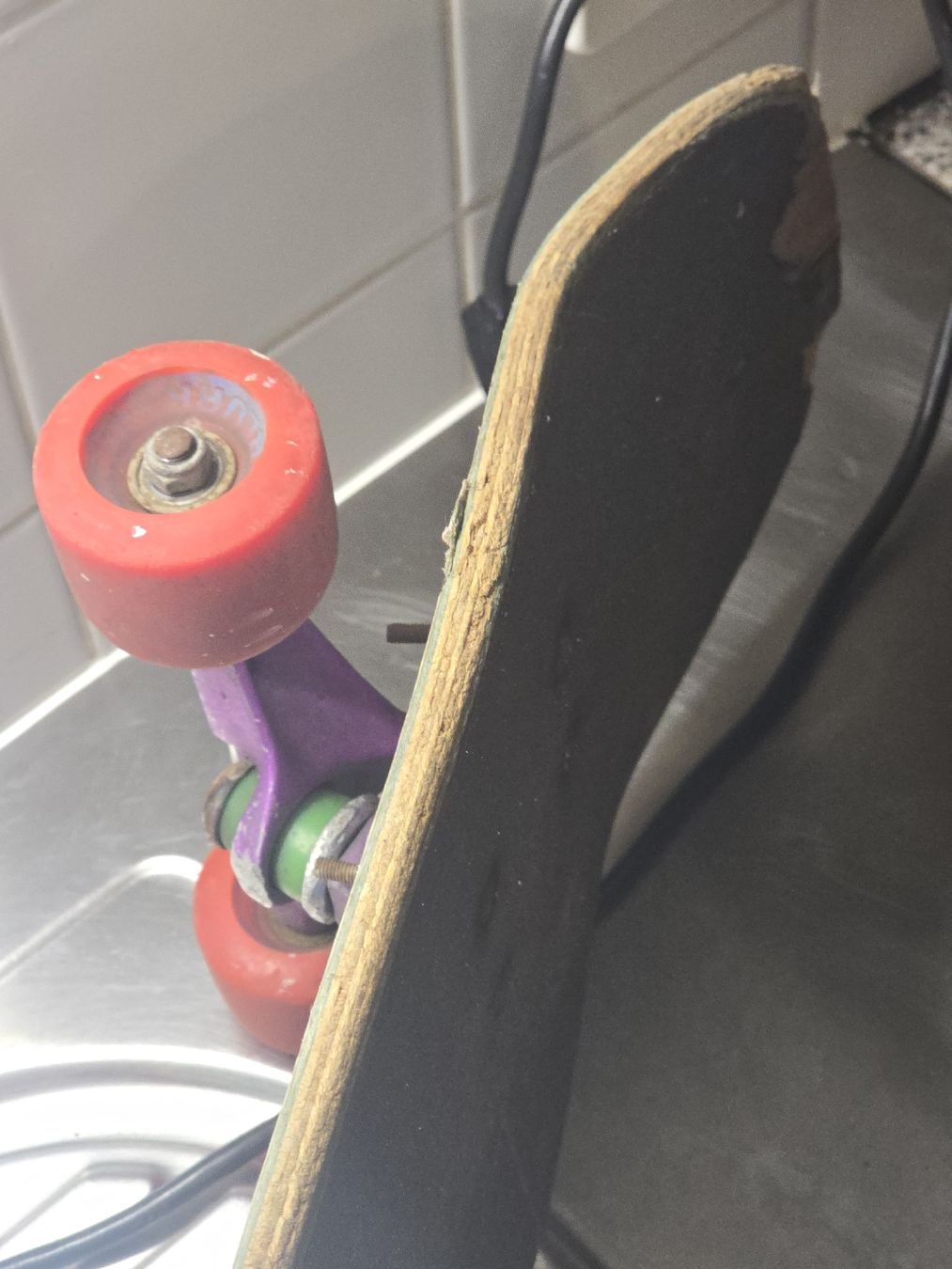 Skateboards: Skateboard vintage  complet  – Usato da Carouge GE venduto da fra_sq8s 8