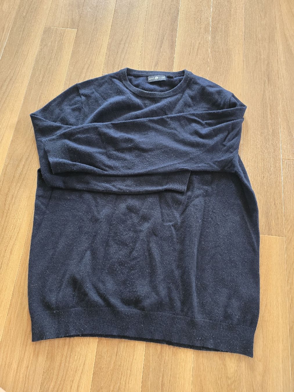 Pullover & Sweatshirts: Royal Class /55% Seide /45% Kaschmir / XL / 56 – Gebraucht aus Hergiswil NW von Pexiilexii 1
