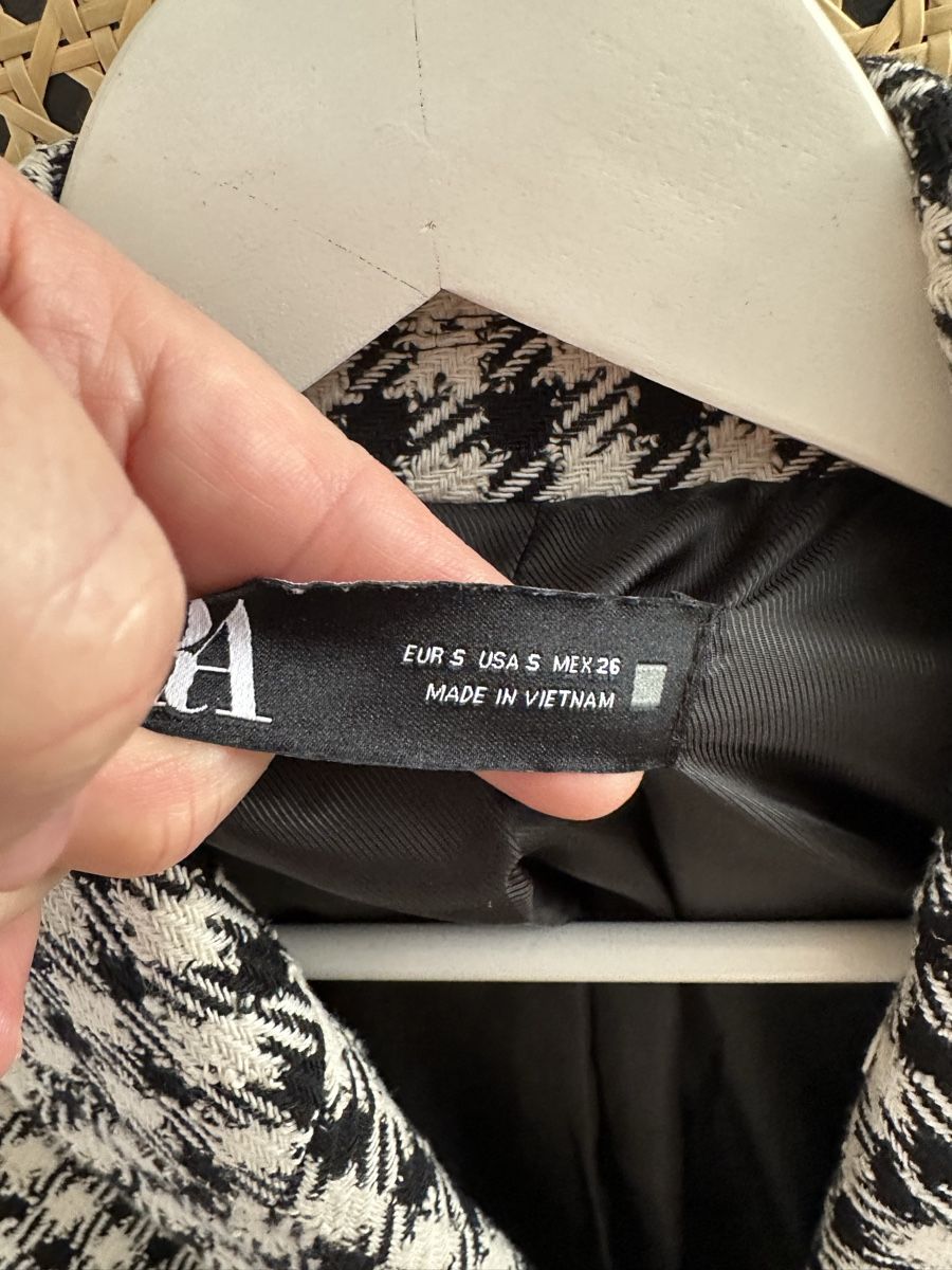Kleiderpakete: 2 Teile Blazer Short Gr 36 – Gebraucht aus Volketswil von Sina008 5