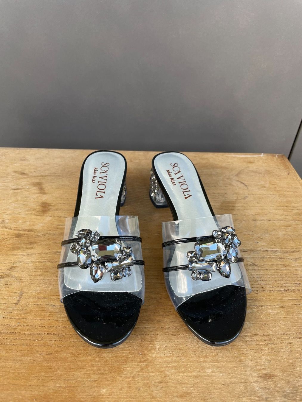 Scarpe da donna: Sandals with crystals Gr. 36 – Usato da Zug venduto da dim_np7l 1