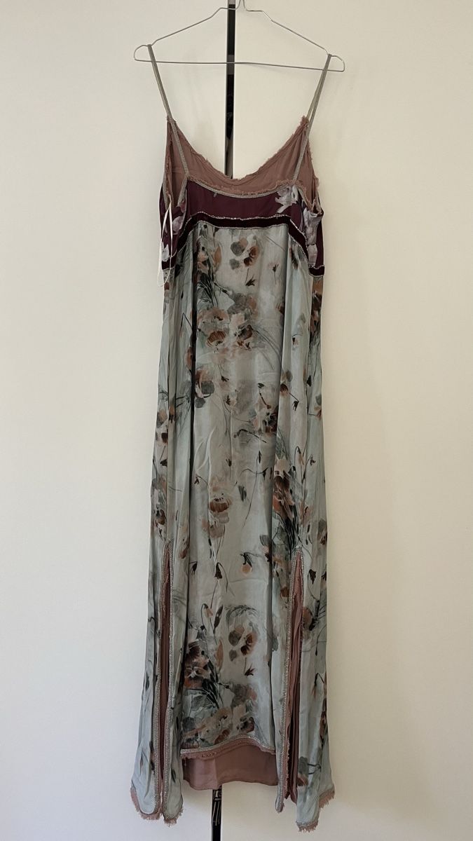Zara Vestiti: Abito Zara lungo floreale colore misto  – Nuovo (secondo la descrizione) da Lugano venduto da yul_fhg2 5