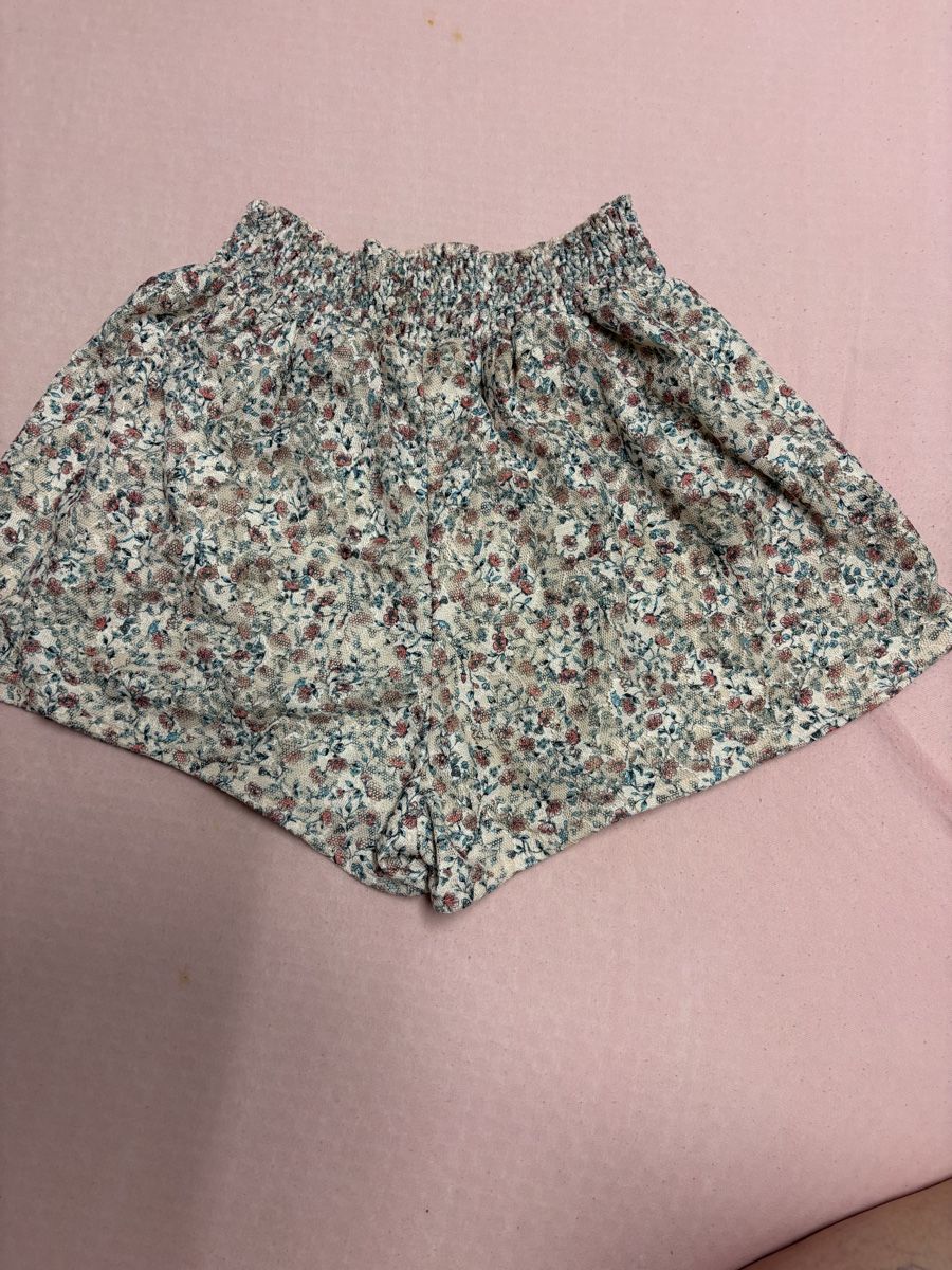 C&A Pantaloni: Damen Short,Gr.S;C&A – Usato da Winterthur venduto da Nena222 1