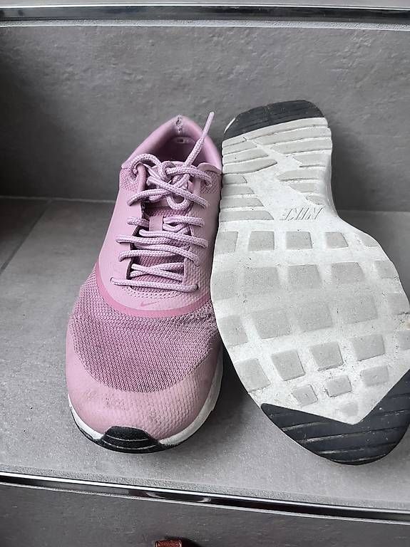 Scarpe da donna: Nike Air rosa 40.5 – Usato da Ruswil venduto da Pinkgirl_11