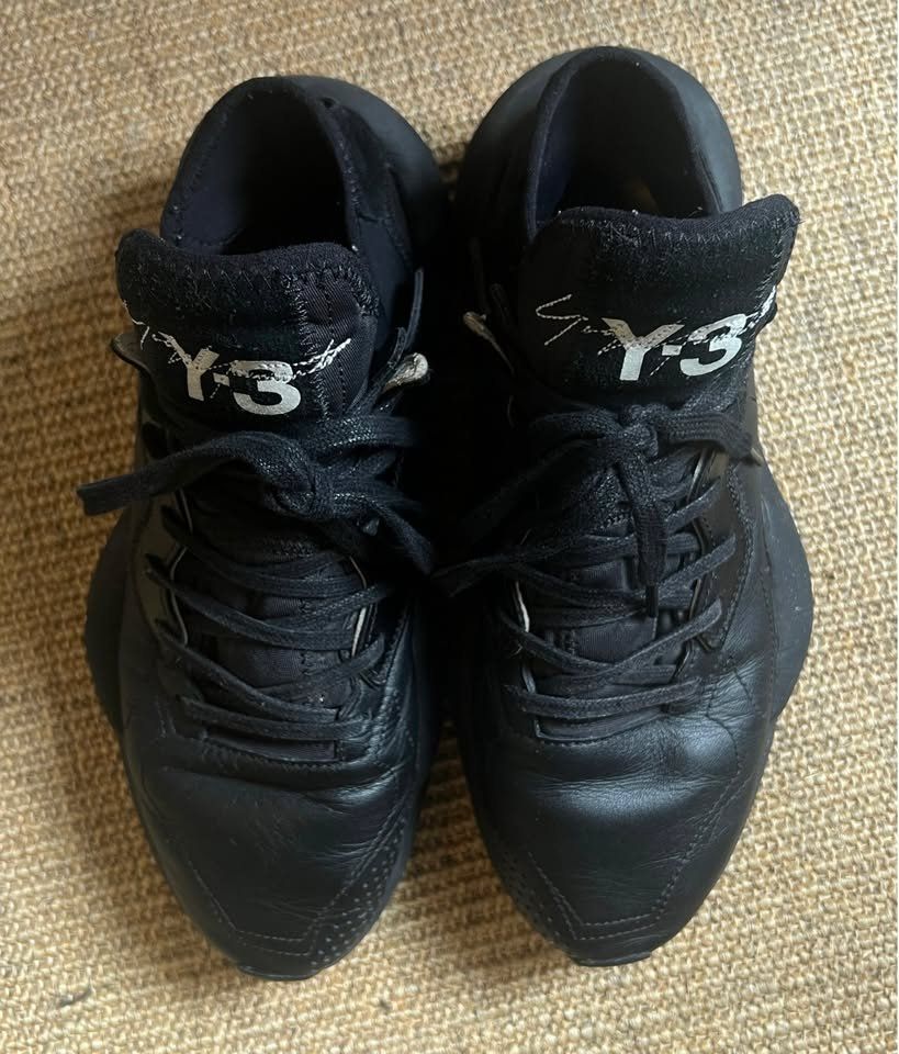 Scarpe da uomo: Y-3 Kaiwa triple black – Usato da Zürich venduto da and_975s