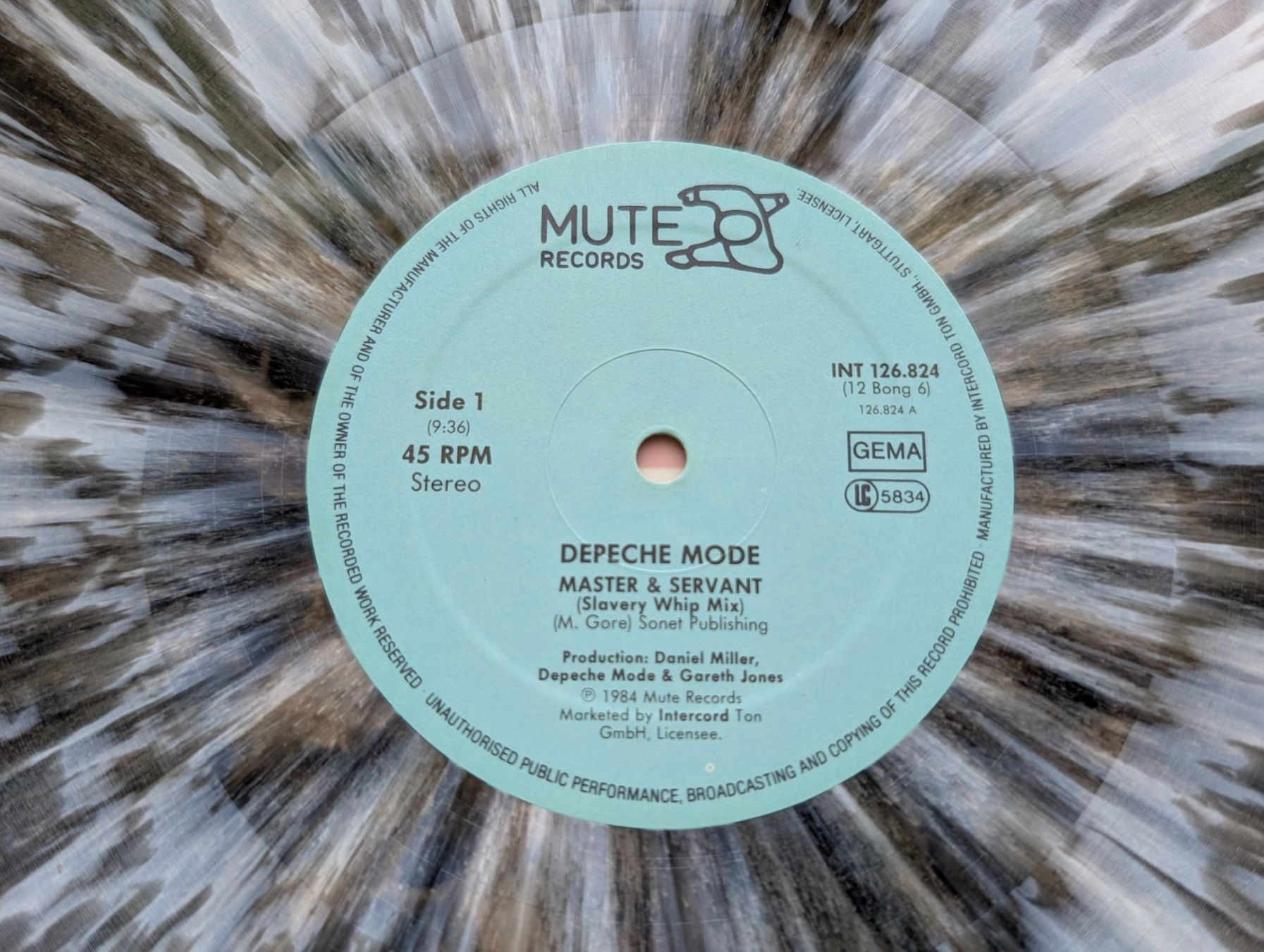 Dischi in vinile: Depeche Mode – Master And Servant  D 84   Grey Marbled – Usato da Ebikon venduto da kisuM 5