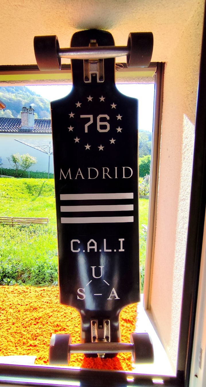 Madrid Skateboards: Longboard Madrid – Usato da Ollon VD venduto da Docteur_Bibolini