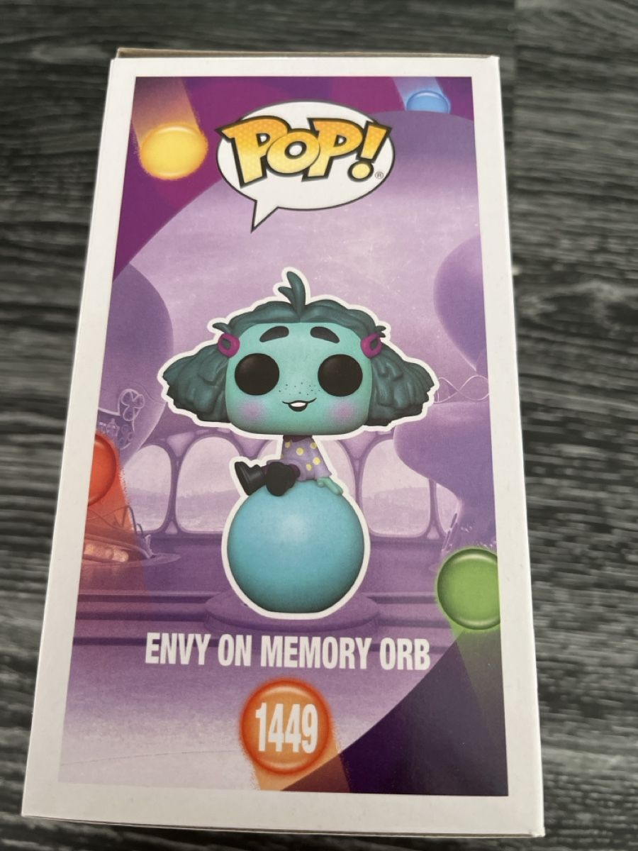 Funko Statuette: Funko Pop Inside Out 2 - Envy on Memory Orb, numéro 1449 – Nuovo e nell'imballaggio originale da Yverdon-les-Bains venduto da vin_95zk 1