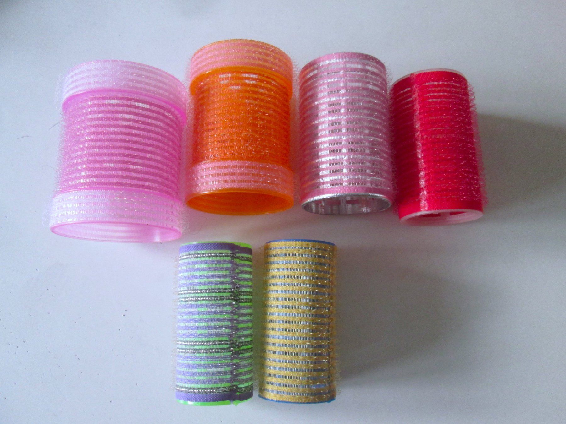 Accessori per capelli: 36 Lockenwickler aus Kunststoff – Usato da Sementina venduto da babucia 1