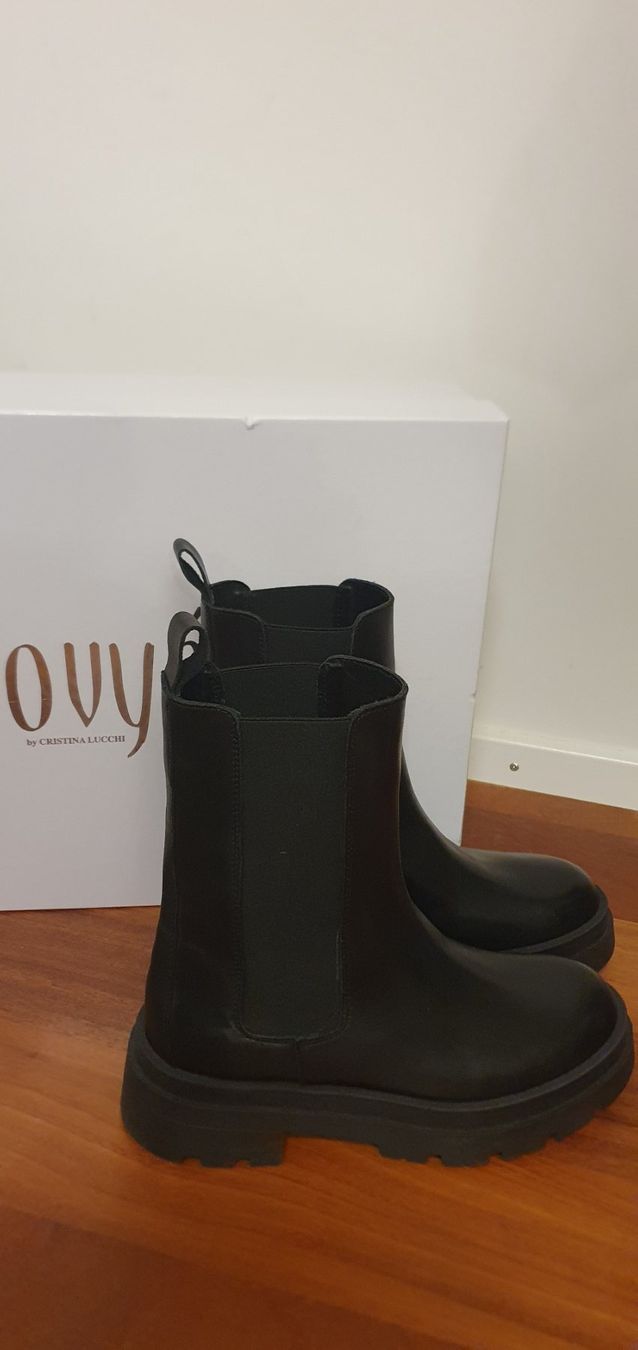 Damenschuhe: Boots Stiefelette NEU schwarz Echtleder Grösse 36 – Neu und originalverpackt aus Stansstad von InStyle8
