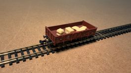 Roco Güterwagen mit Ladung Spur N