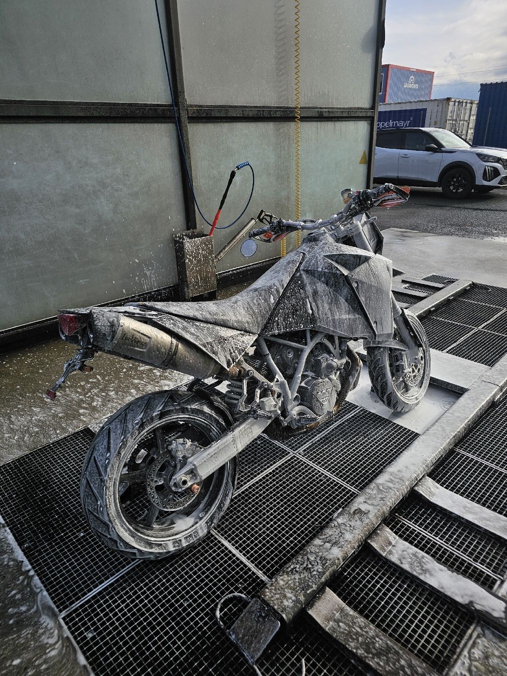 KTM Strada: KTM 950 SM Projekt – Difettoso da Kirchdorf BE venduto da Alstie23 9