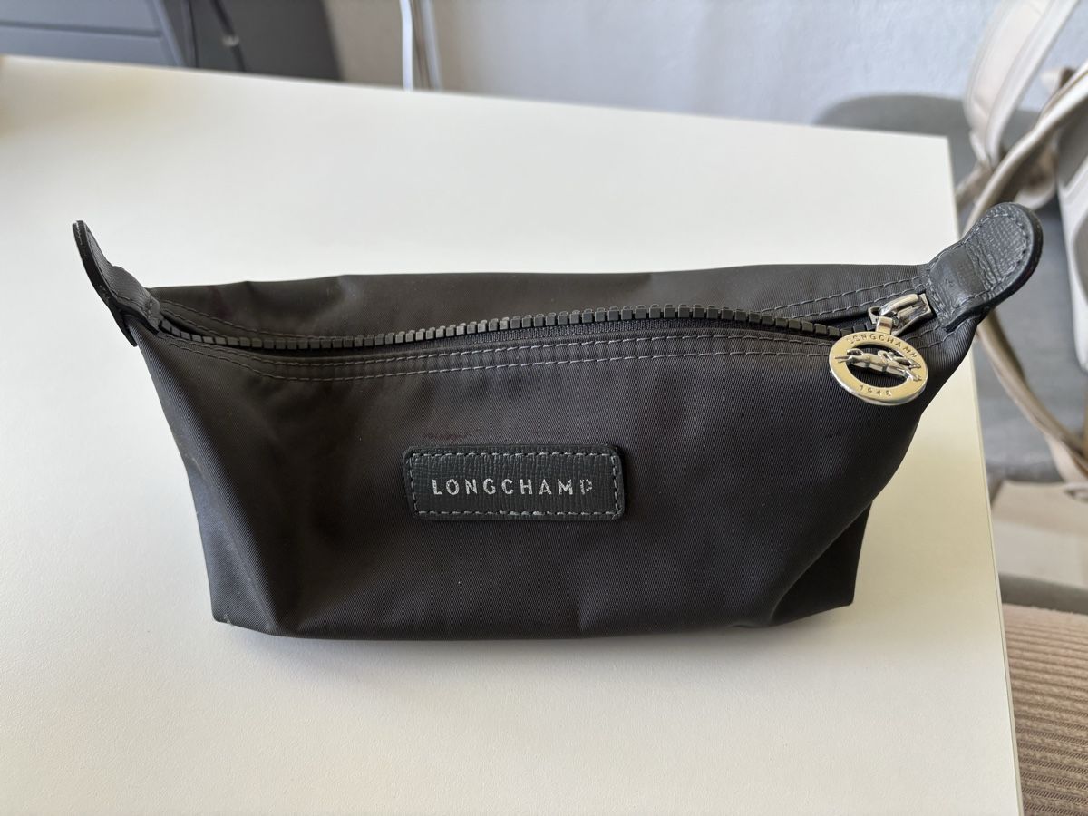 Longchamp Covers & Taschen: Lingchamp Etui – Gebraucht aus Konolfingen von weiann