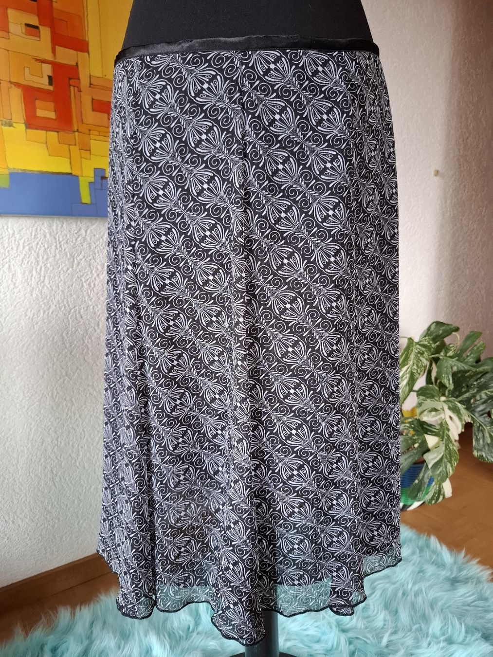 Gonne: rock Damen Gr M 40 42 Schwarz Weiss leicht basic 4000 – Usato da Vinelz venduto da sonnenmond77