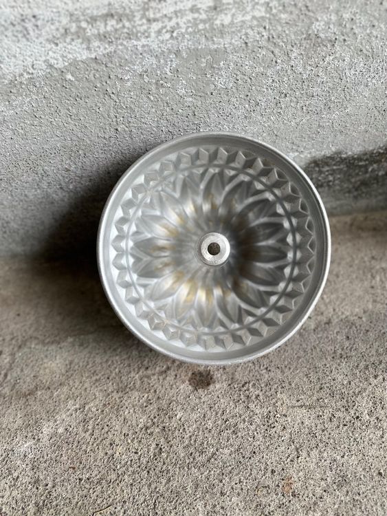 Cannoli Backform Set Mit 24 Teilen | Edelstahl Kegelformen Für Sahnehörnchen & Gebäck | Inkl. Spritzbeutel & Düsen