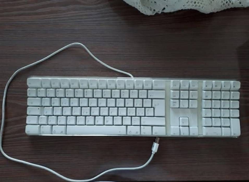 Tastaturen: Clavier Usb Apple – Gebraucht aus Lausanne von pat_88j8