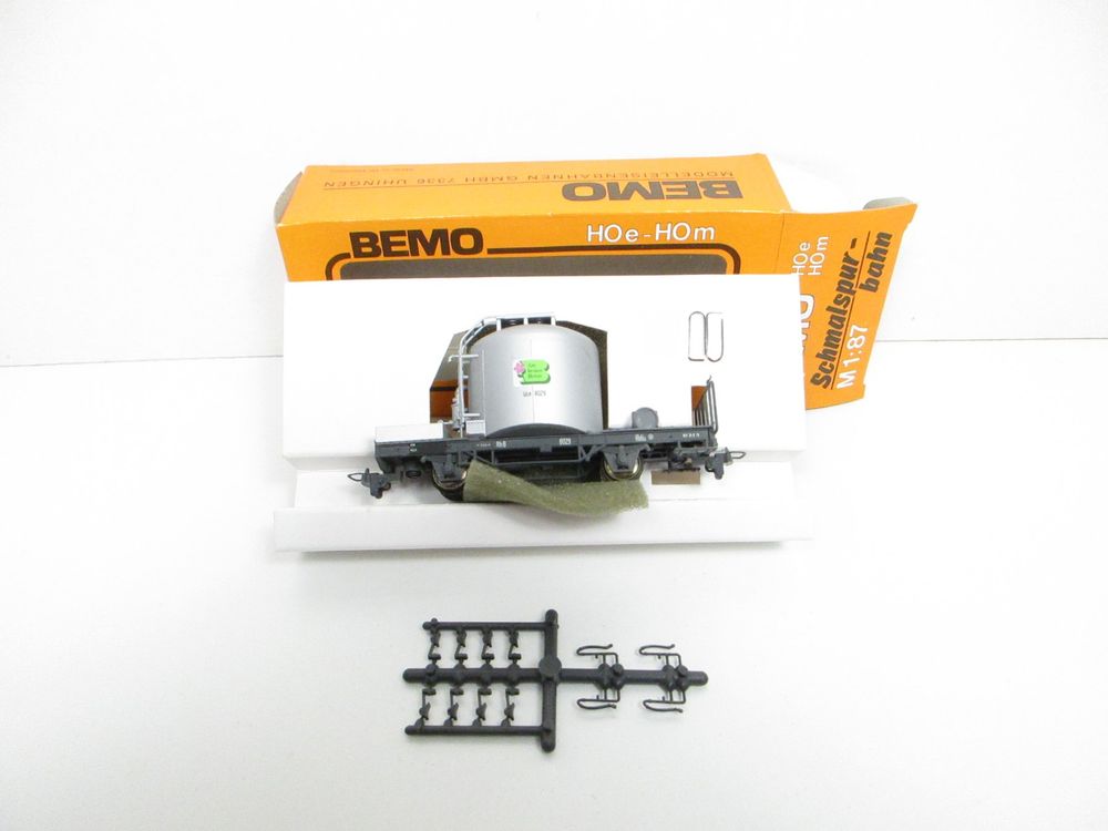 Bemo H0m 2260 RhB Zementtransportwagen Uce 8029 2