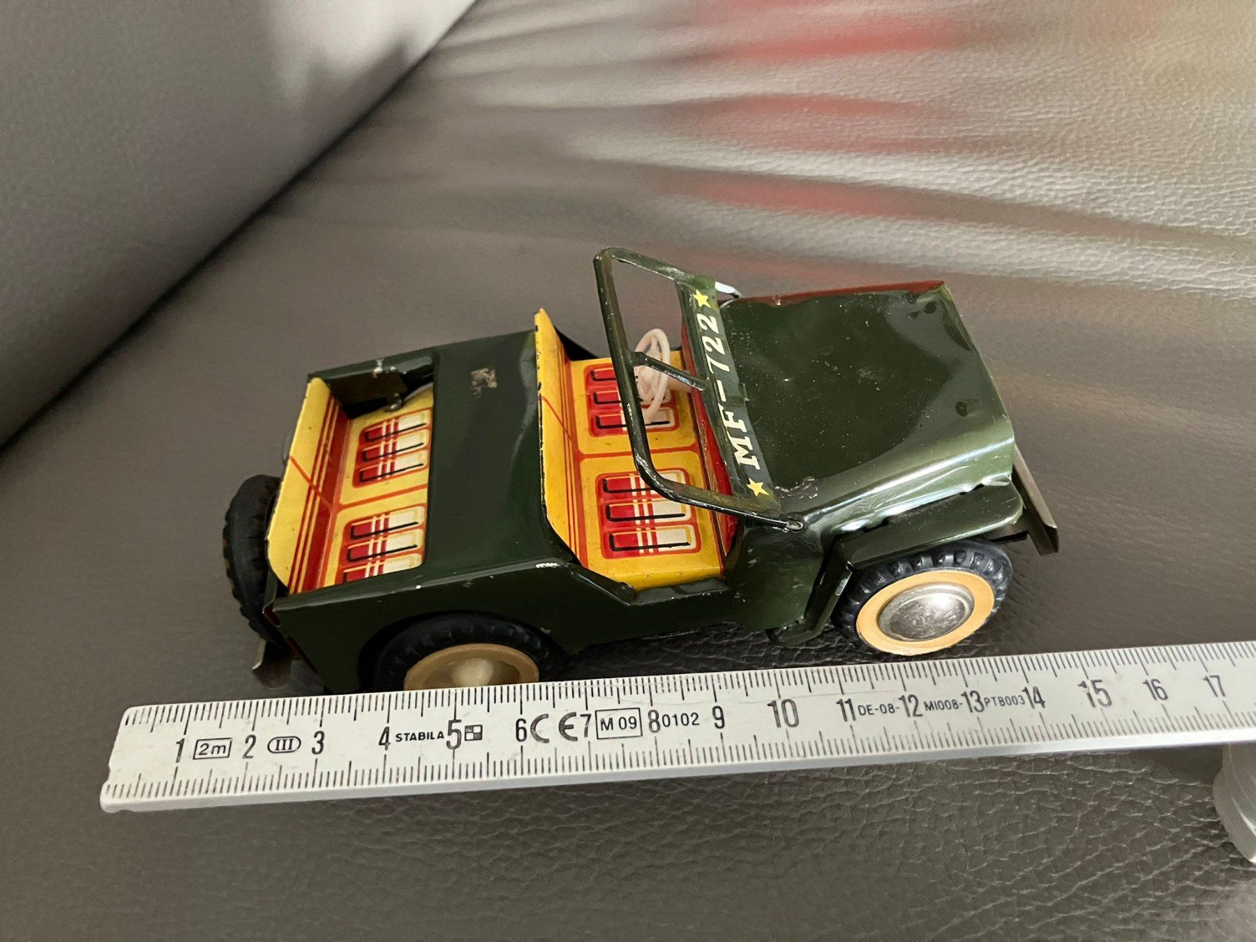 Kit di modellismo & Modellini statici: Modellino Jeep militare MF-722 – Usato da Melano venduto da H-Sara 1