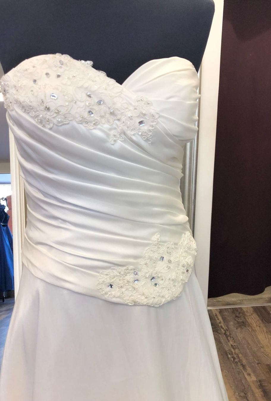 Vestiti: Brautkleid – Nuovo (secondo la descrizione) da Uster venduto da VMT. 1