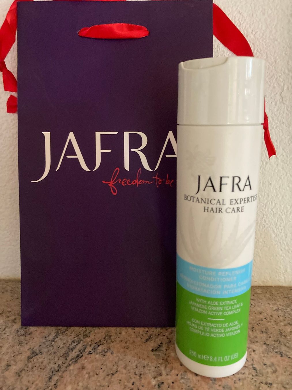 Prodotti per capelli: JAFRA Conditioner Feuchtigkeit & Aufbau – Nuovo e nell'imballaggio originale da Dörflingen venduto da rudis-55