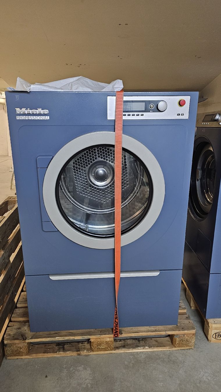 Miele Asciugatrici: Miele Professional PT 7251 E – Usato da Rheinfelden venduto da Moeoep