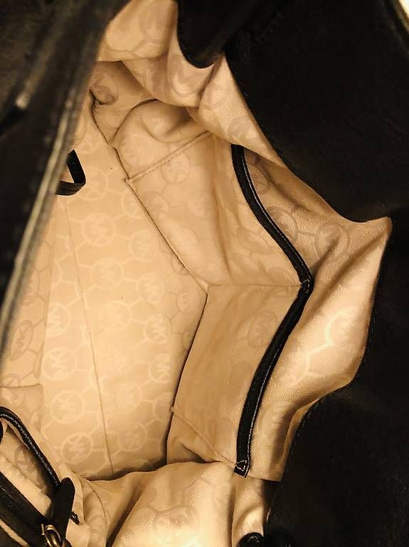 Michael Kors Borse da donna: Original Michael Kors Hamilton Tasche schwarz – Usato da Tübach venduto da sab_hd7d 4
