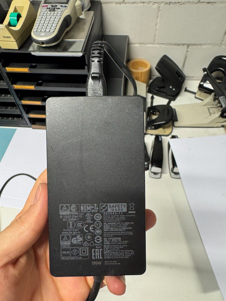 Microsoft Chargeur: Surface Dock Netzteil 199W – D'occasion à Frauenfeld par cinque 1
