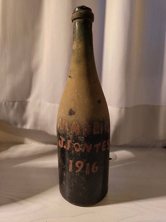 Vins: Madeirawein von Jahr 1916 – D'occasion à Niederbipp par nmvg