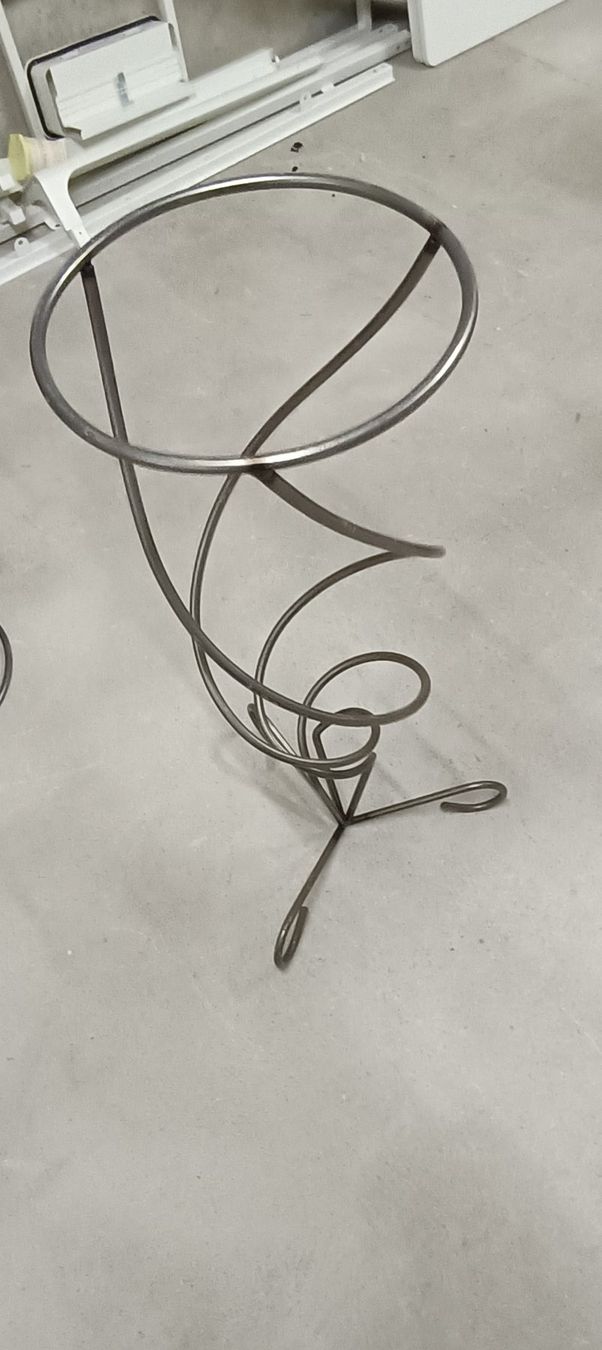 Altro in Decorazioni & Accessori: METAL STÄNDER – Usato da Burgdorf venduto da stein12