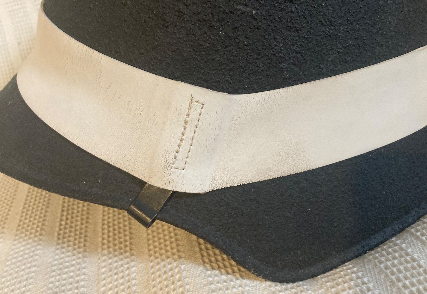 Armée suisse Uniformes & Effets: casque militaire – D'occasion à Bussigny par JPS06 2