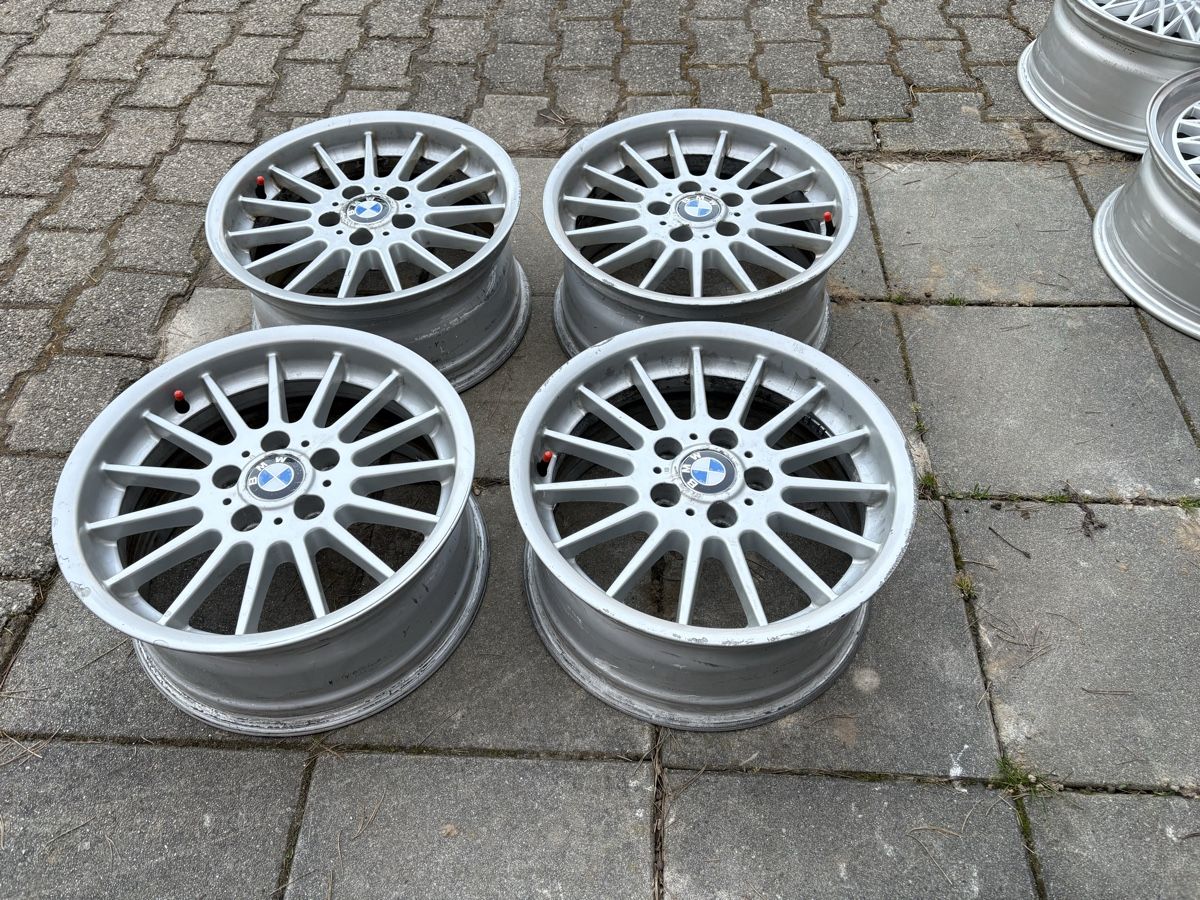BMW Jantes: Bmw Styling 32 e90,e91,e92 Original Felgen – D'occasion à Zürich par Bimmer3 3