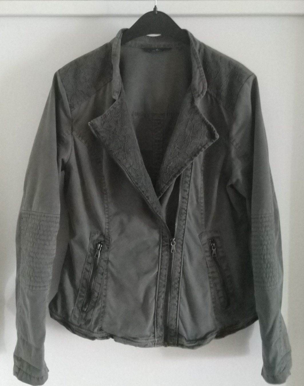 Tom Tailor Vestes: Jeansjacke TomTailor – Neuf (Voir description) à Bülach par Thamar23