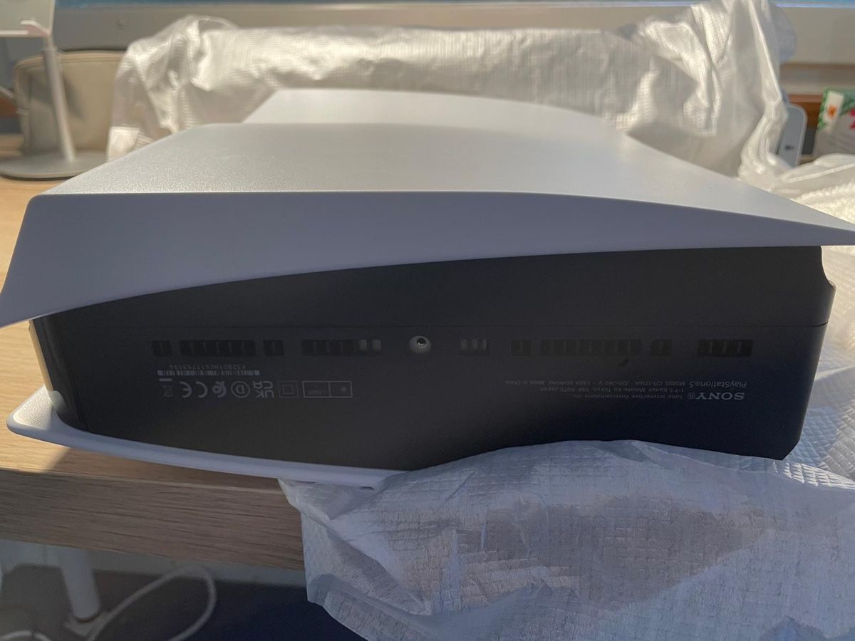 Sony Console: PlayStation 5 Disc Edition (PS5) – Usato da Zürich venduto da zmo_mz2z 5