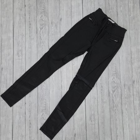 Schicke Hose in Lederoptik, Grösse 36 - high waist