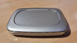 NETGEAR FS605, 5-Port-Fast-Ethernet switch, mit Netzteil