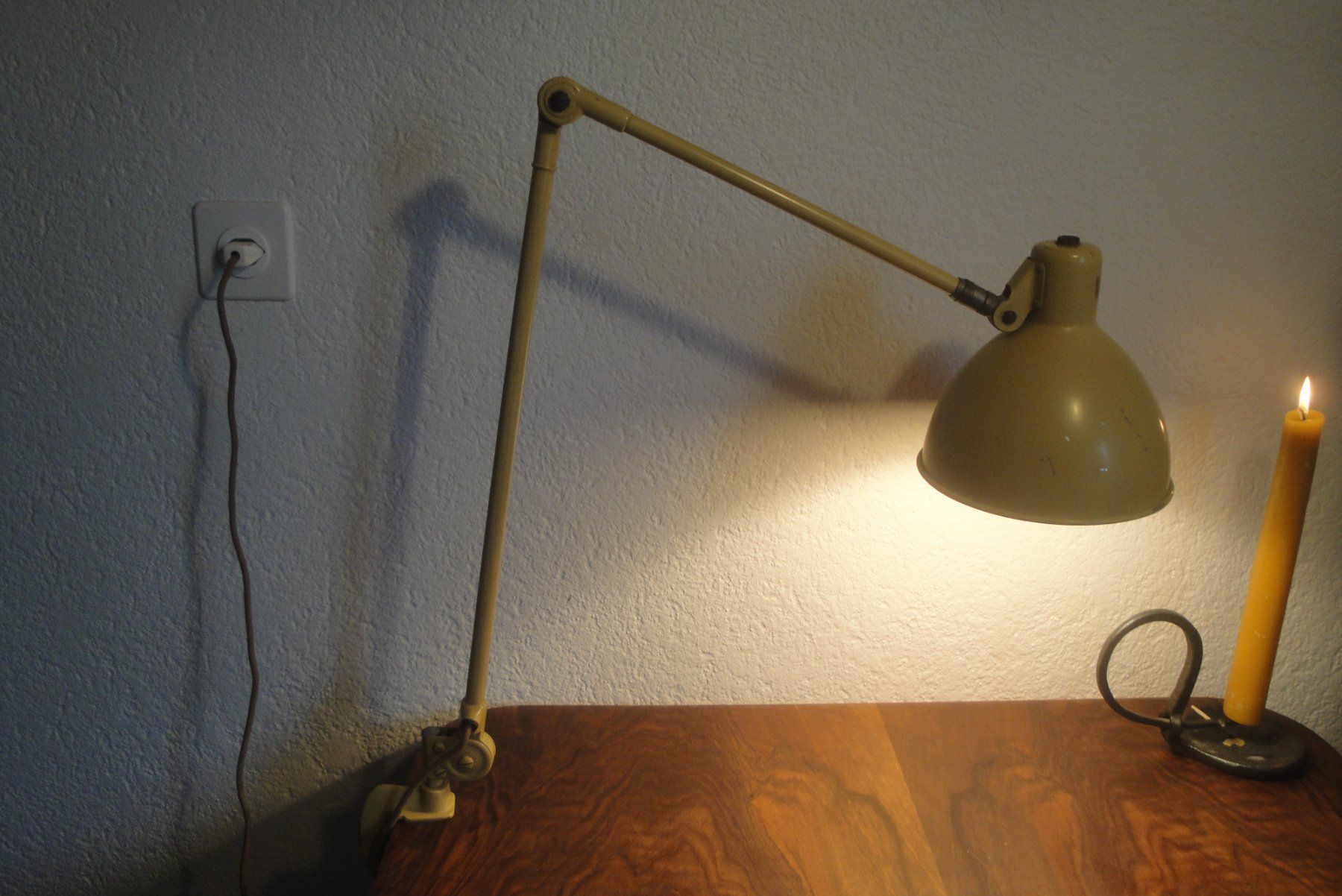 Lampen: Werkstattleuchte aus Metall – Gebraucht aus Zürich von Paykan 1