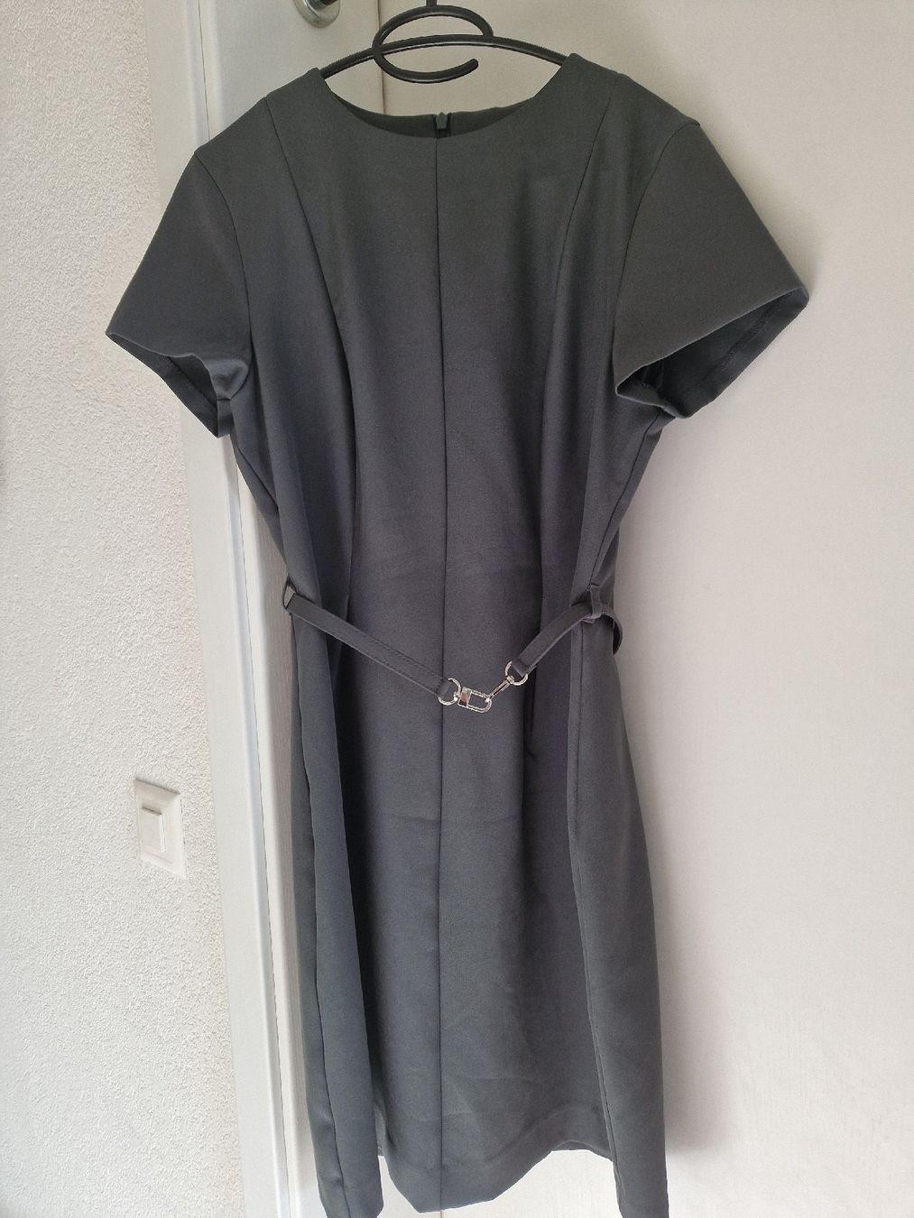 Vestiti: robe kaki taille 40 portée 1x – Nuovo (secondo la descrizione) da Sion venduto da nat_xz7y 2