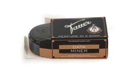 Tauer/Fabrikat&Co | Glyzerin Seife Data Miner