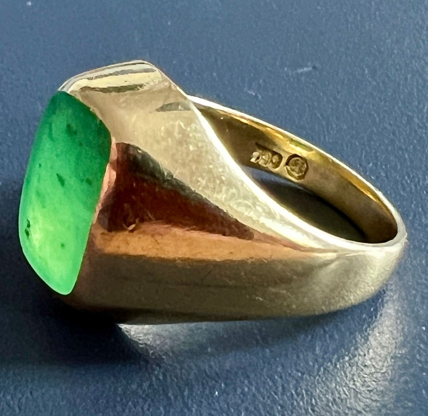 Ringe: Gold-Ring 18K mit Aventurin – Gebraucht aus Chur von Penting1935