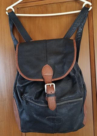 Rucksack schwarz/braun Leder oder Lederoptik