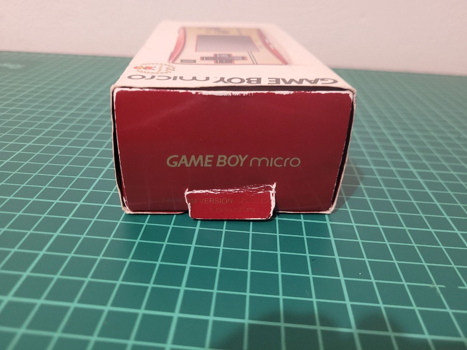 Nintendo Console: Game Boy Micro Famicom Edition - Collectors Item! – Usato da Meyrin venduto da Retro-GZ 8