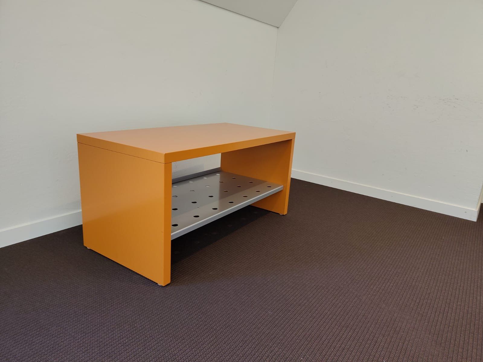 Guardaroba: Garderobenbank – Usato da Ennetbaden venduto da Raum2010