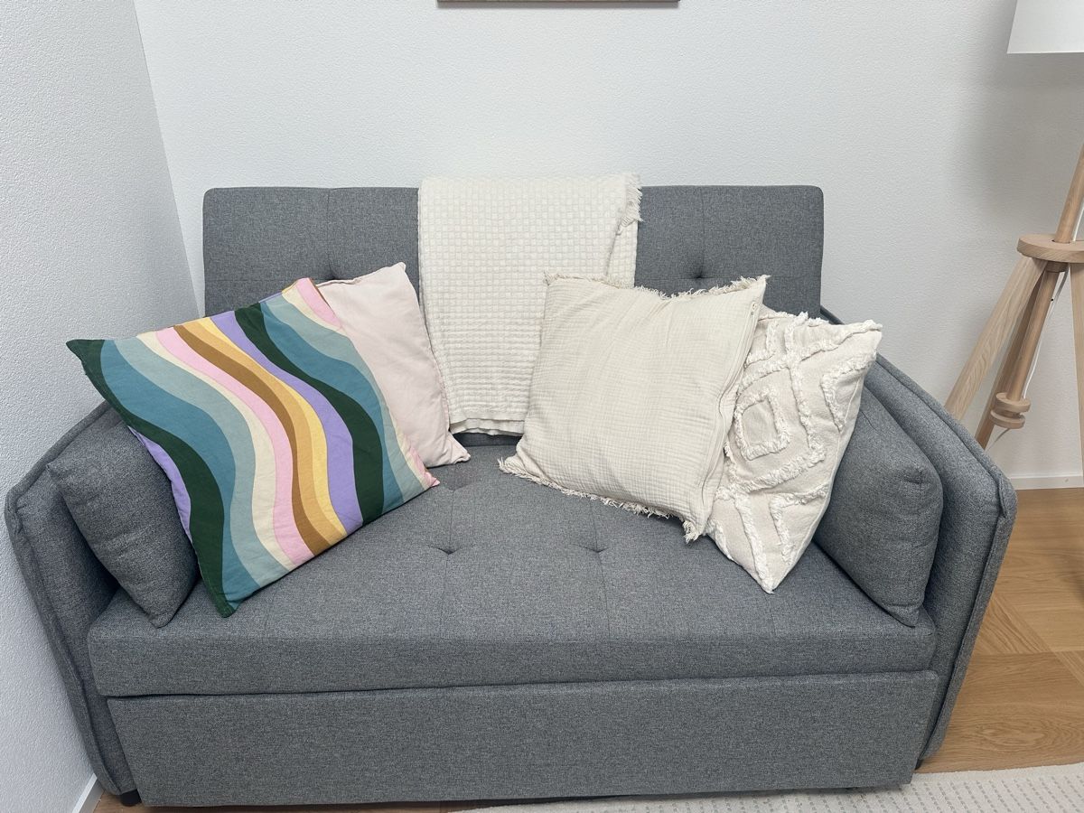 Divani: Schlafsofa grau 2-Sitzer – Usato da St. Gallen venduto da cel_w7my