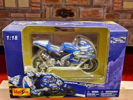 MOTO GP ,HONDA RCV, 2003  Fahrer Sete Gibernau, Nr.15 , 1:18