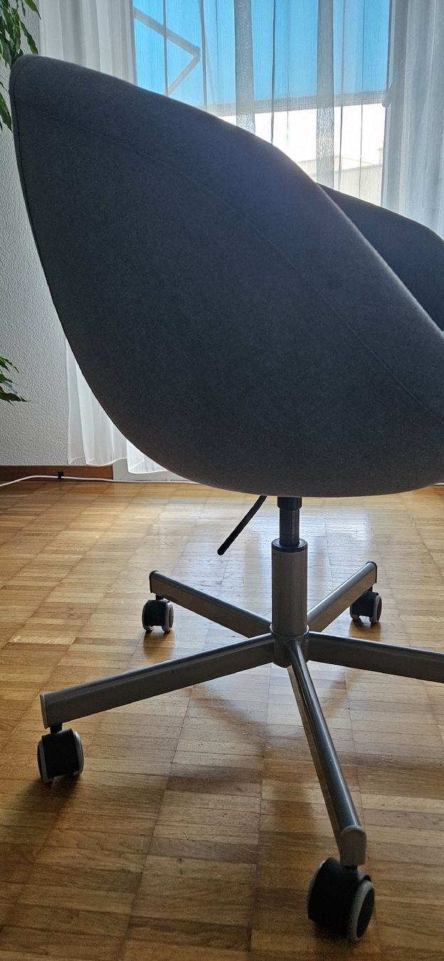 Ikea Chaises: Bürostuhl – D'occasion à St. Gallen par tan_jnl7 2