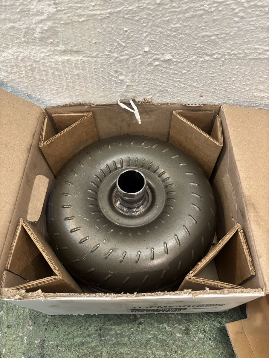 Convertisseurs: Wandler Ford AOD, Torque Convertor – Défectueux à Zürich par Sutecs 2